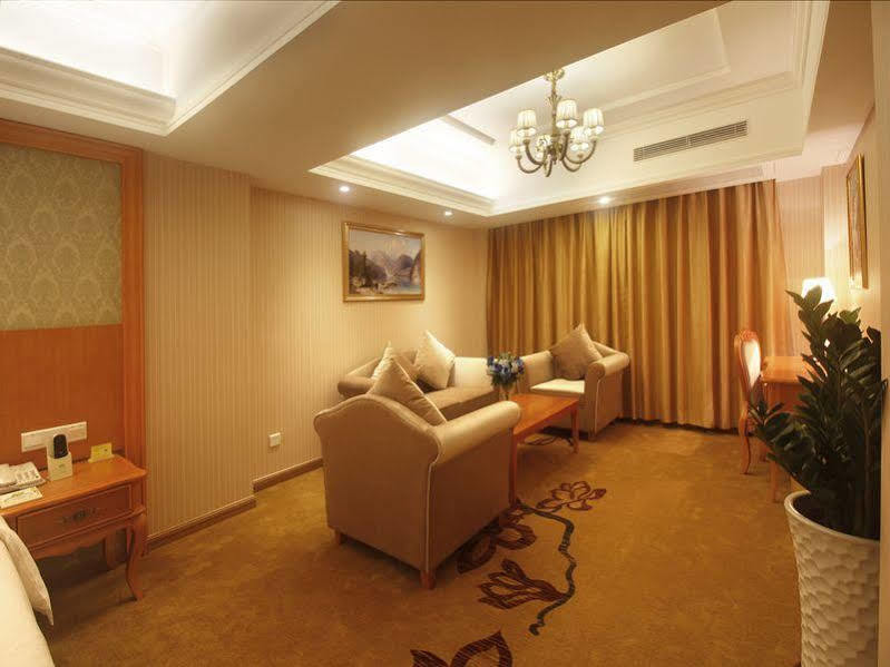 Hanting Express Sanya The First Market Branch Hotel 外观 照片